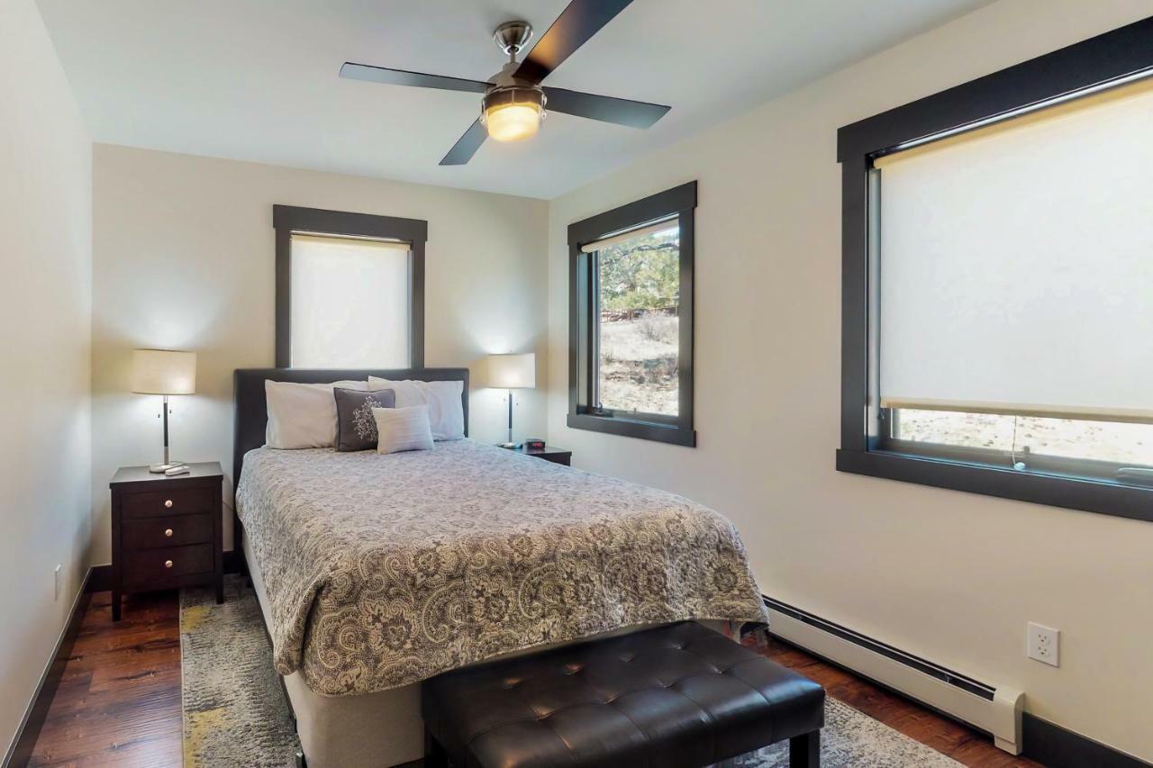 Crest Cabin Estes Park Bagian luar foto